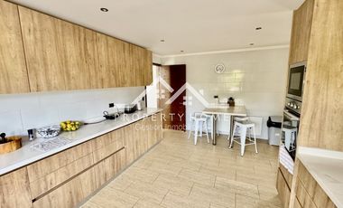 PRECIOSA CASA EN ARRIENDO EN CONDOMINIO CHICUREO