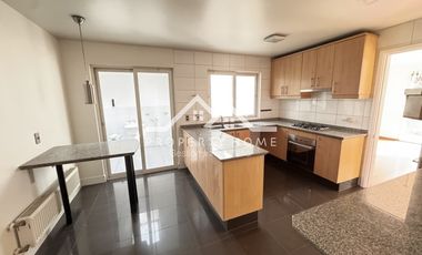 ARRIENDO 3 DORM + SERVICIO