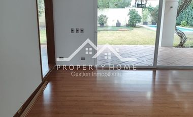 ARRIENDO 3 DORM + SERVICIO