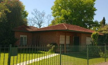 Casa en venta en Ezpeleta Oeste