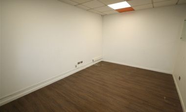 Industrial en Arriendo en Obispo Arturo Espinoza con Los Plátanos