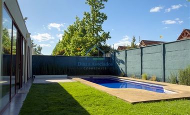 Casa en Venta en Camino Las Rastras 1