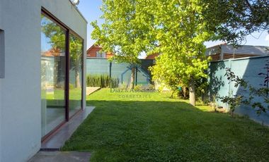 Casa en Venta en Camino Las Rastras 1
