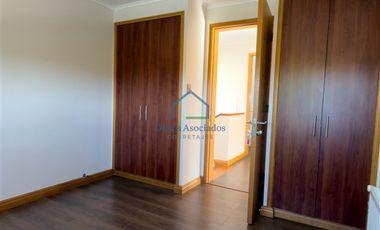 Casa en Venta en Camino Las Rastras 1