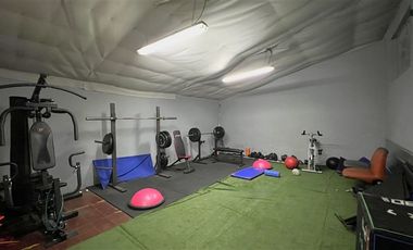 Galpón en Arriendo en Los Industriales / Exequiel Fernández