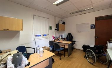 Galpón en Arriendo en Los Industriales / Exequiel Fernández