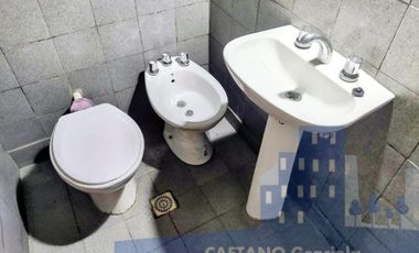 ALQUILO DEPARTEMANTO DE 2 AMBIENTES CALLE HUMAITA, TAPIALES