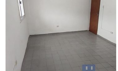 ALQUILO DEPARTEMANTO DE 2 AMBIENTES CALLE HUMAITA, TAPIALES