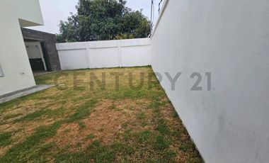 Se Vende Hermosa casa Esquinera sector Ilalo