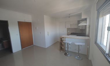 ALQUILER, DTO 1 AMB, CASEROS CENTRO