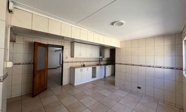 Casa en arriendo 12D/5B cerca Estadio El Teniente