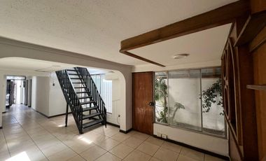 Casa en arriendo 12D/5B cerca Estadio El Teniente