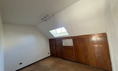 Casa en arriendo 12D/5B cerca Estadio El Teniente