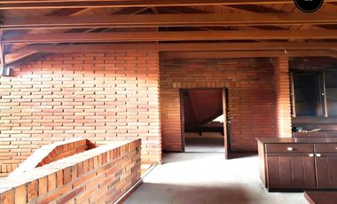 Casa de arriendo en Universidad del Azuay  – código:22163