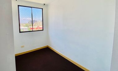 A la salida Metro Ciudad del Niño!