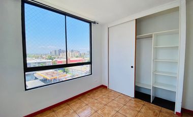 A la salida Metro Ciudad del Niño!