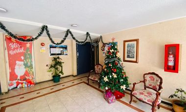 A la salida Metro Ciudad del Niño!