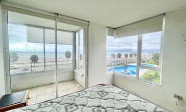 Departamento frente al mar con hermosa vista