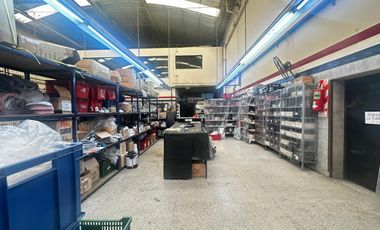 VENTA GALPÓN INDUSTRIAL OFICINAS DEPÓSITO LANÚS LANÚS OESTE