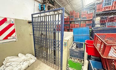 VENTA GALPÓN INDUSTRIAL OFICINAS DEPÓSITO LANÚS LANÚS OESTE