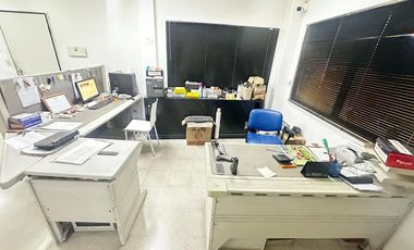 VENTA GALPÓN INDUSTRIAL OFICINAS DEPÓSITO LANÚS LANÚS OESTE