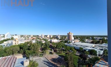 Venta Departamento 3 habitaciones + dos cocheras y bauleras sarmiento al 200