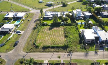 VENTA | Lote doble en esquina - Acequias del Aire, Roldan