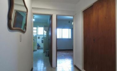 Departamento en venta - 2 Dormitorios 1 Baño - 65 mts2 - Wilde, Avellaneda