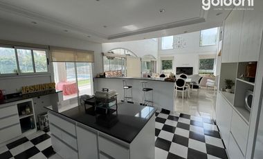 Casa en Fincas de Iraola II