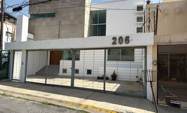 Casa en Venta en Fraccionamiento Jardines de Bellavista