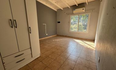 Casa en  calle Junin al 800