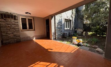 Casa en  calle Junin al 800