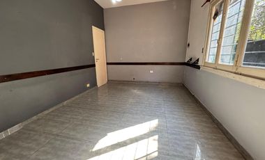 Casa en  calle Junin al 800