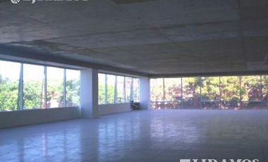 Alquiler de oficina de 2750 m2 en Olivos