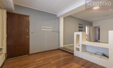 Hermoso chalet con amplio quincho y deck