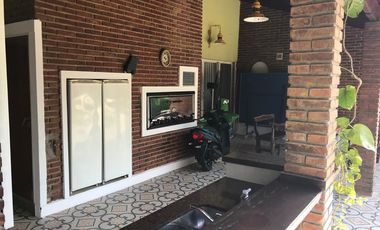 CASA EN VENTA - 6AMB C/ PILETA - COUNTRY CLUB VENADO 2