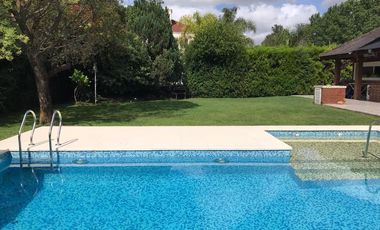 CASA EN VENTA - 6AMB C/ PILETA - COUNTRY CLUB VENADO 2