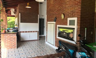 CASA EN VENTA - 6AMB C/ PILETA - COUNTRY CLUB VENADO 2