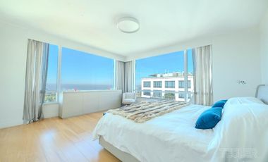 Torre Alrio Penthouse vista al rio 3 dormitorios en suite Terraza quincho parrilla jacuzzi propio