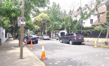 Venta Casa en Olivos Vías/Río – Lote unificado