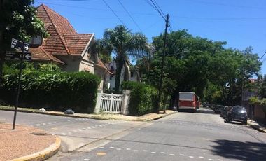 Venta Casa en Olivos Vías/Río – Lote unificado