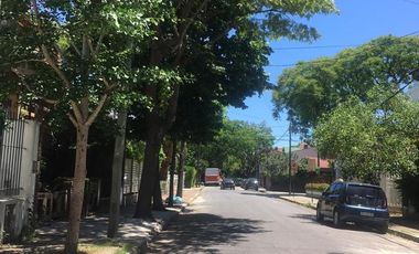Venta Casa en Olivos Vías/Río – Lote unificado