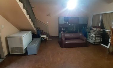 CASA PARA DOS FAMILIAS