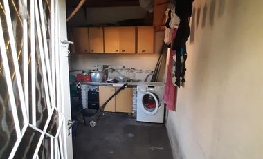 CASA PARA DOS FAMILIAS