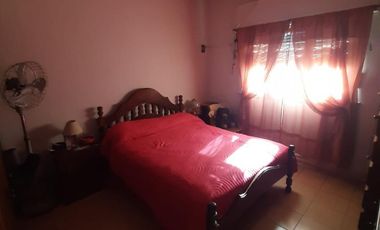 CASA PARA DOS FAMILIAS