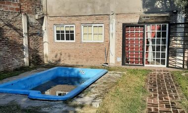 CASA PARA DOS FAMILIAS