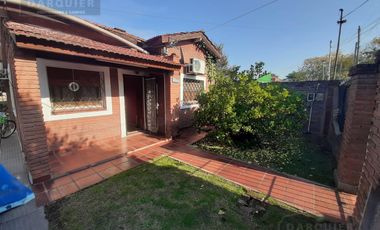 CASA PARA DOS FAMILIAS