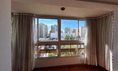 Departamento 3 ambientes en centro de Martinez