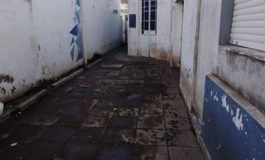 Casa en venta - 3 Dormitorios 4 Baños - Cochera - 300Mts2 - Bolívar