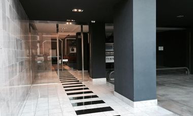 1 amb edificio con amenietes piso alto